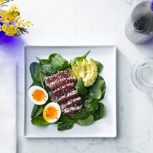 Sesame Crusted Seared Tuna Salad